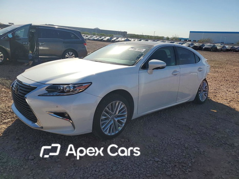Lexus ES 2017 - Image 1 of 13