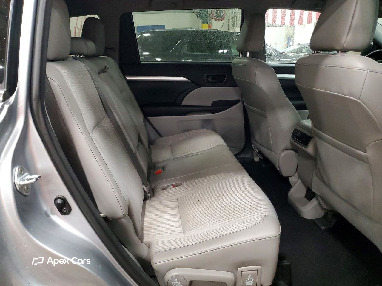 Toyota Highlander 2016