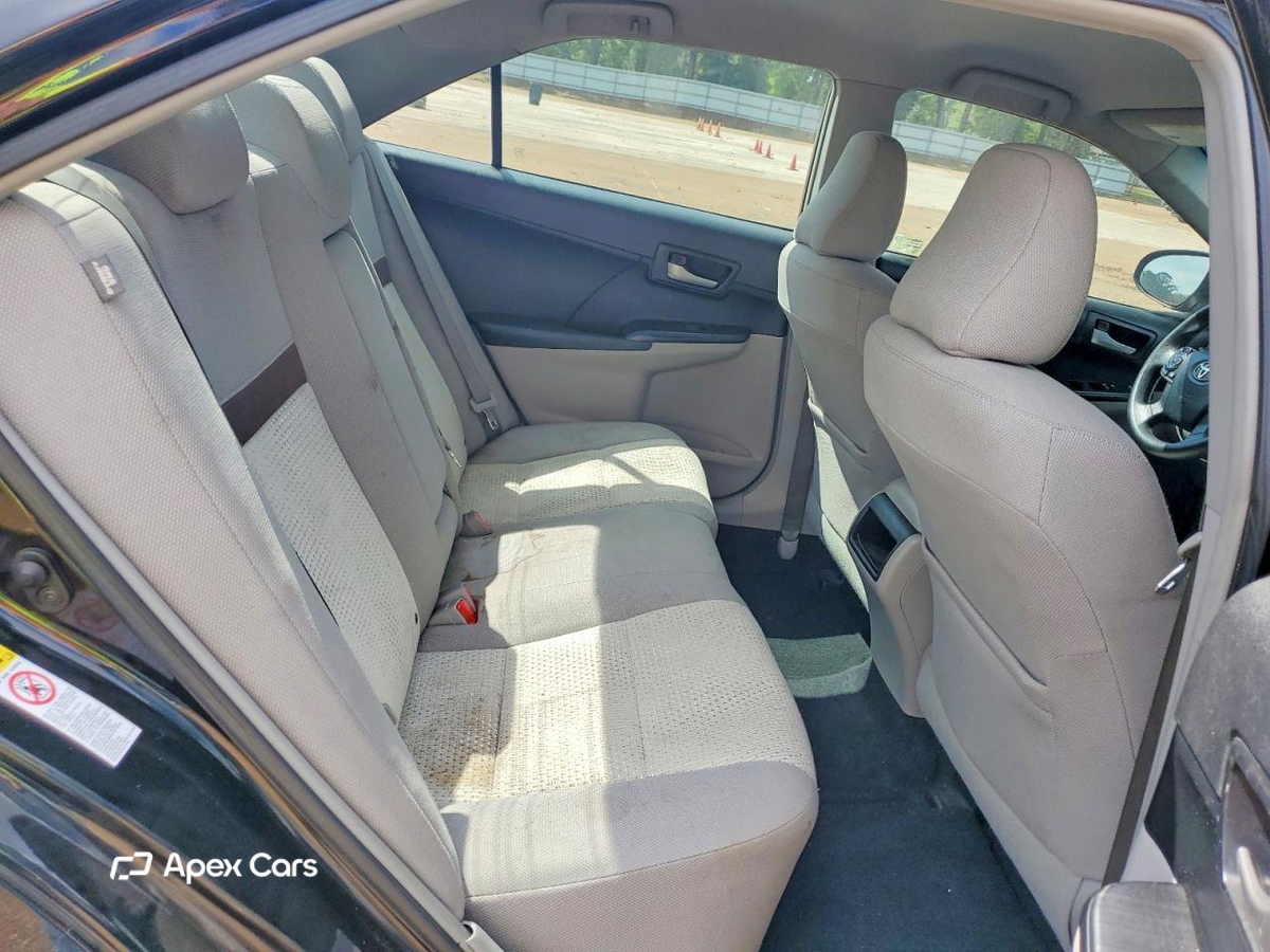 Toyota Camry 2012