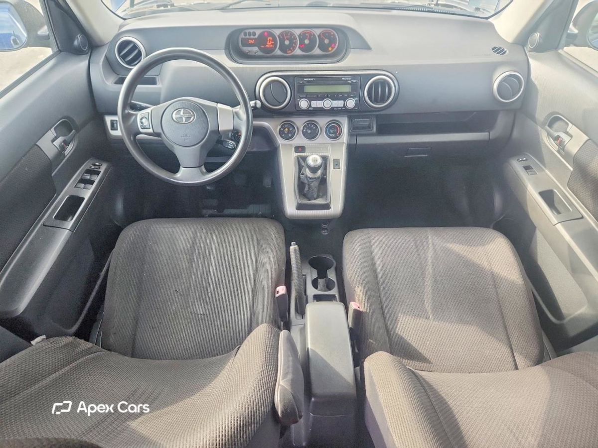 Scion xB 2008