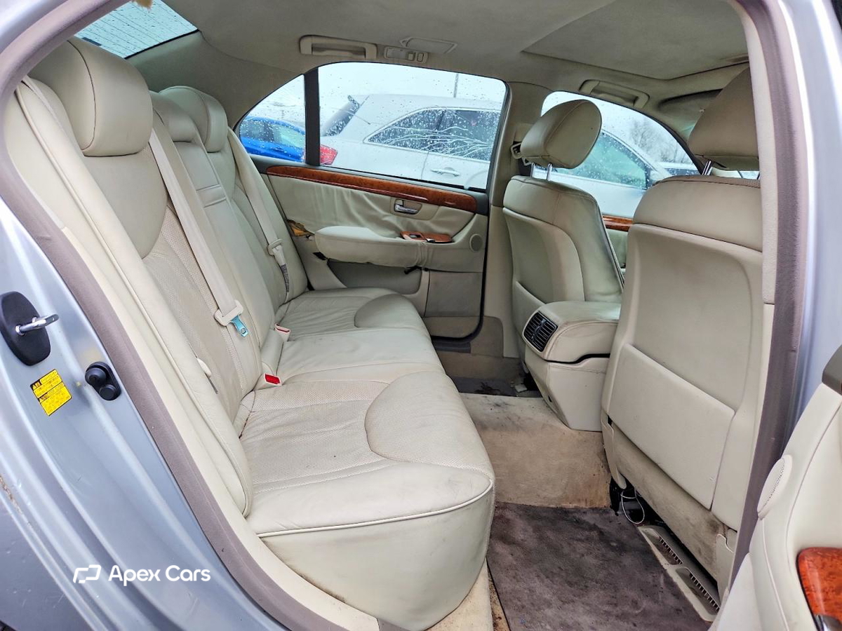 Lexus LS 2005