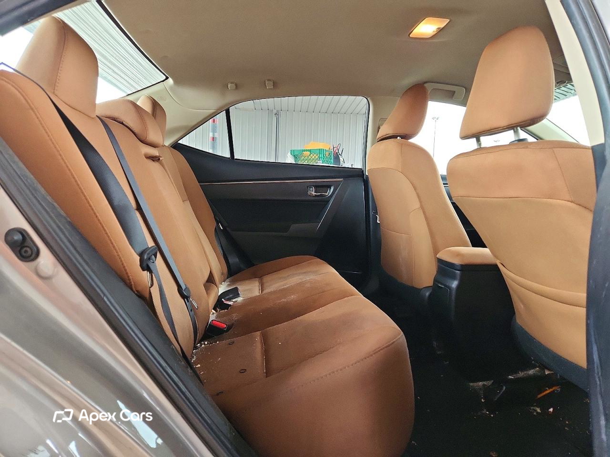 Toyota Corolla 2015