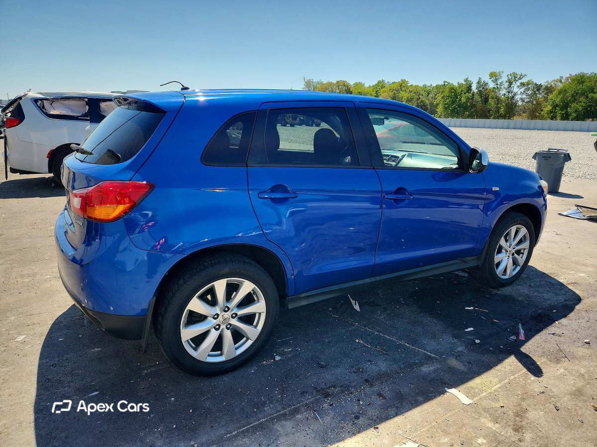 Mitsubishi Outlander 2015