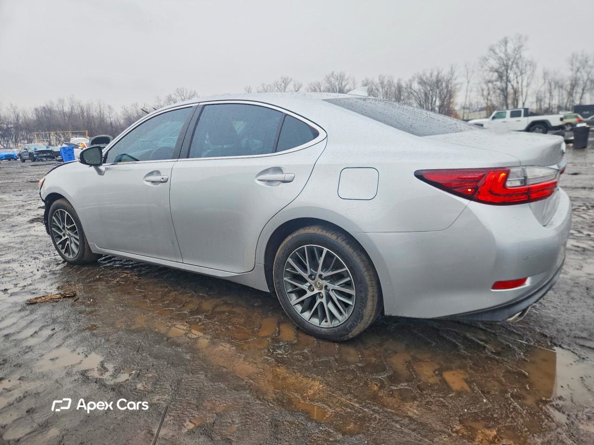 Lexus ES 2016