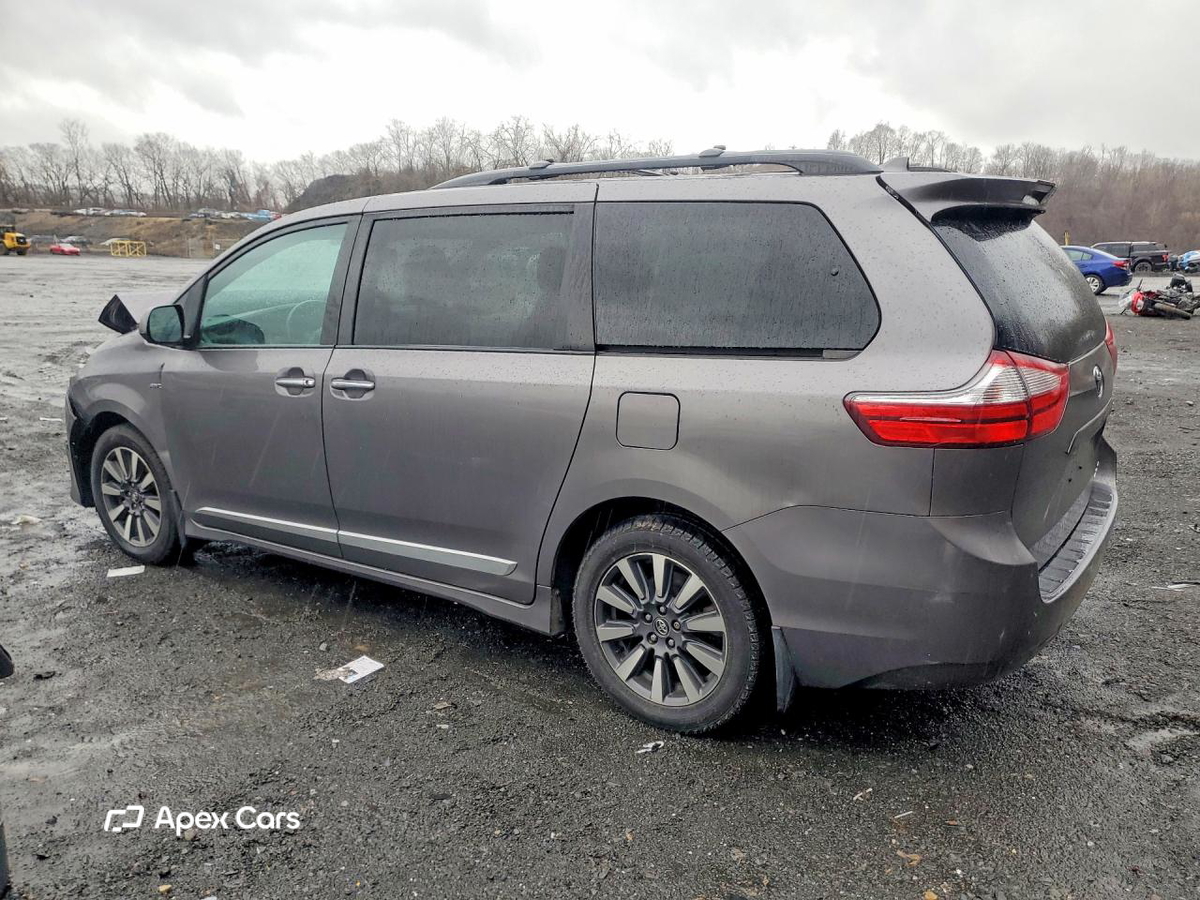 Toyota Sienna 2018
