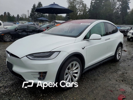 Tesla Model X 2018 - Zdjęcie 1 z 13