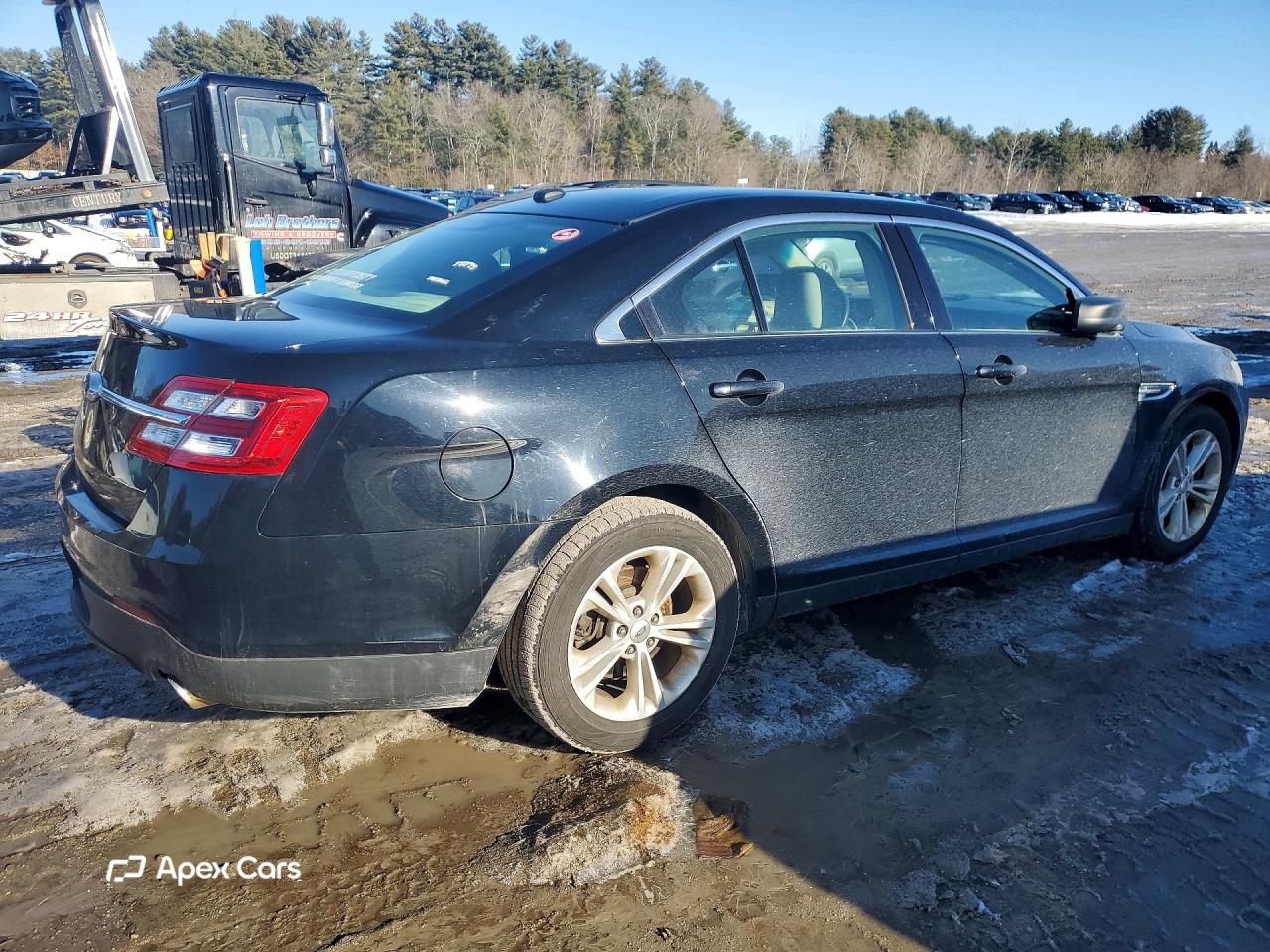 Ford Taurus 2016