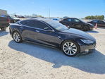 Tesla Model S 2015