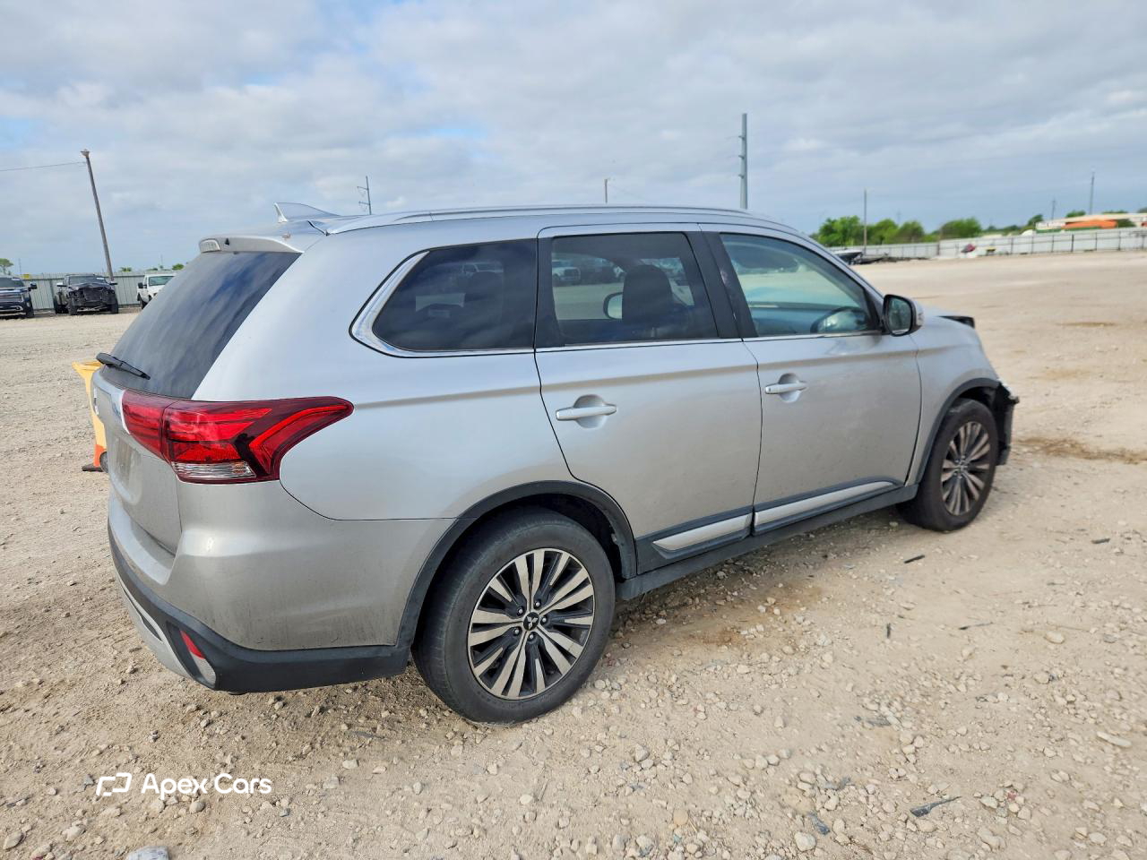 Mitsubishi Outlander 2020