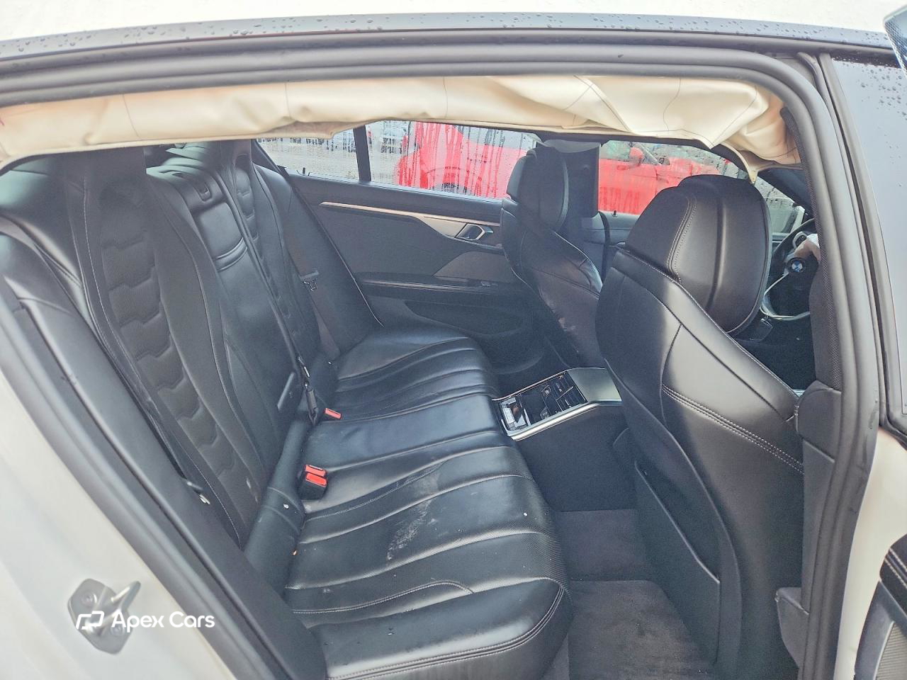 BMW Series 8 2023