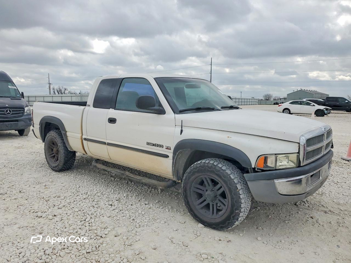 Dodge RAM 2000