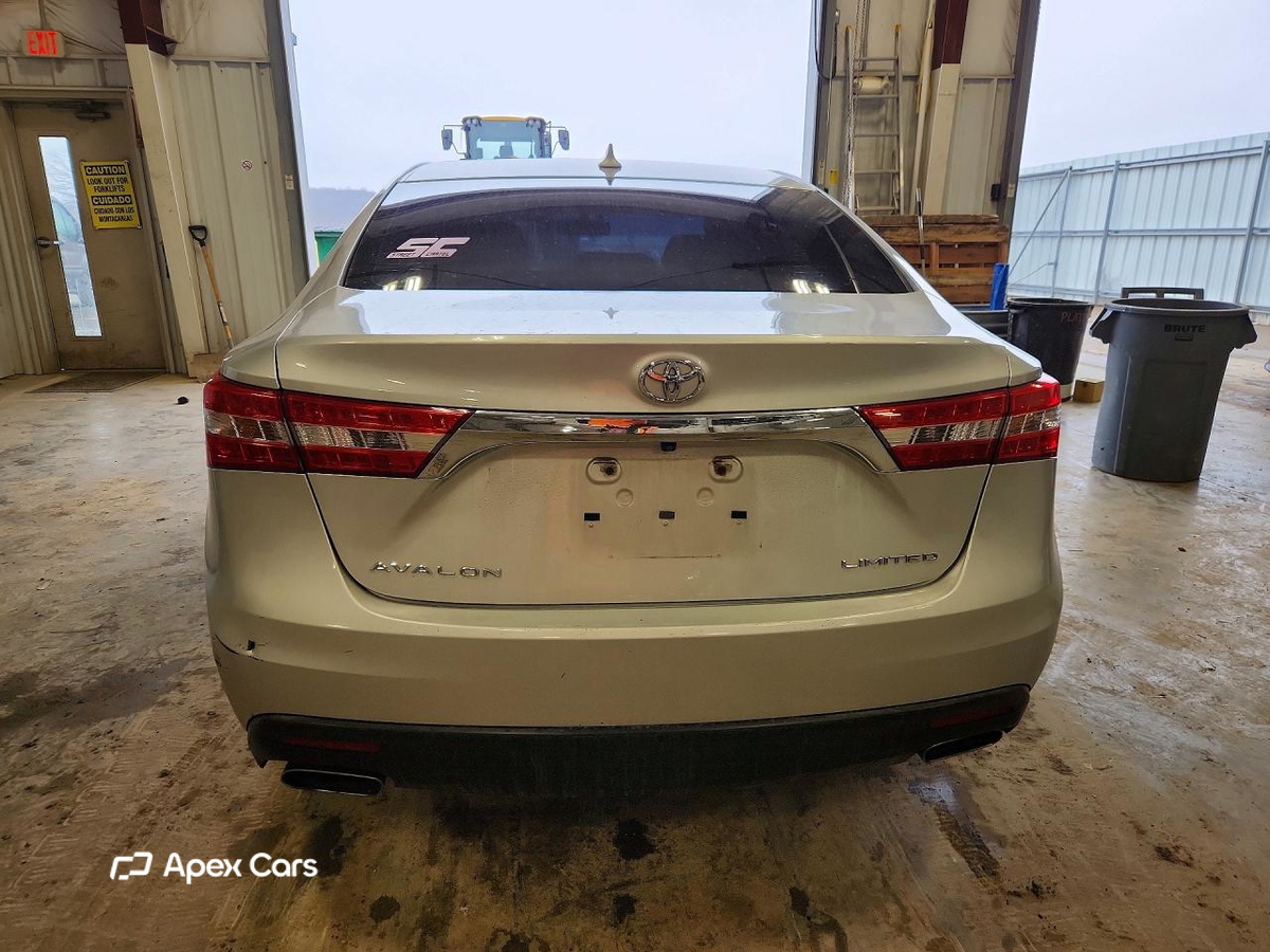 Toyota Avalon 2014