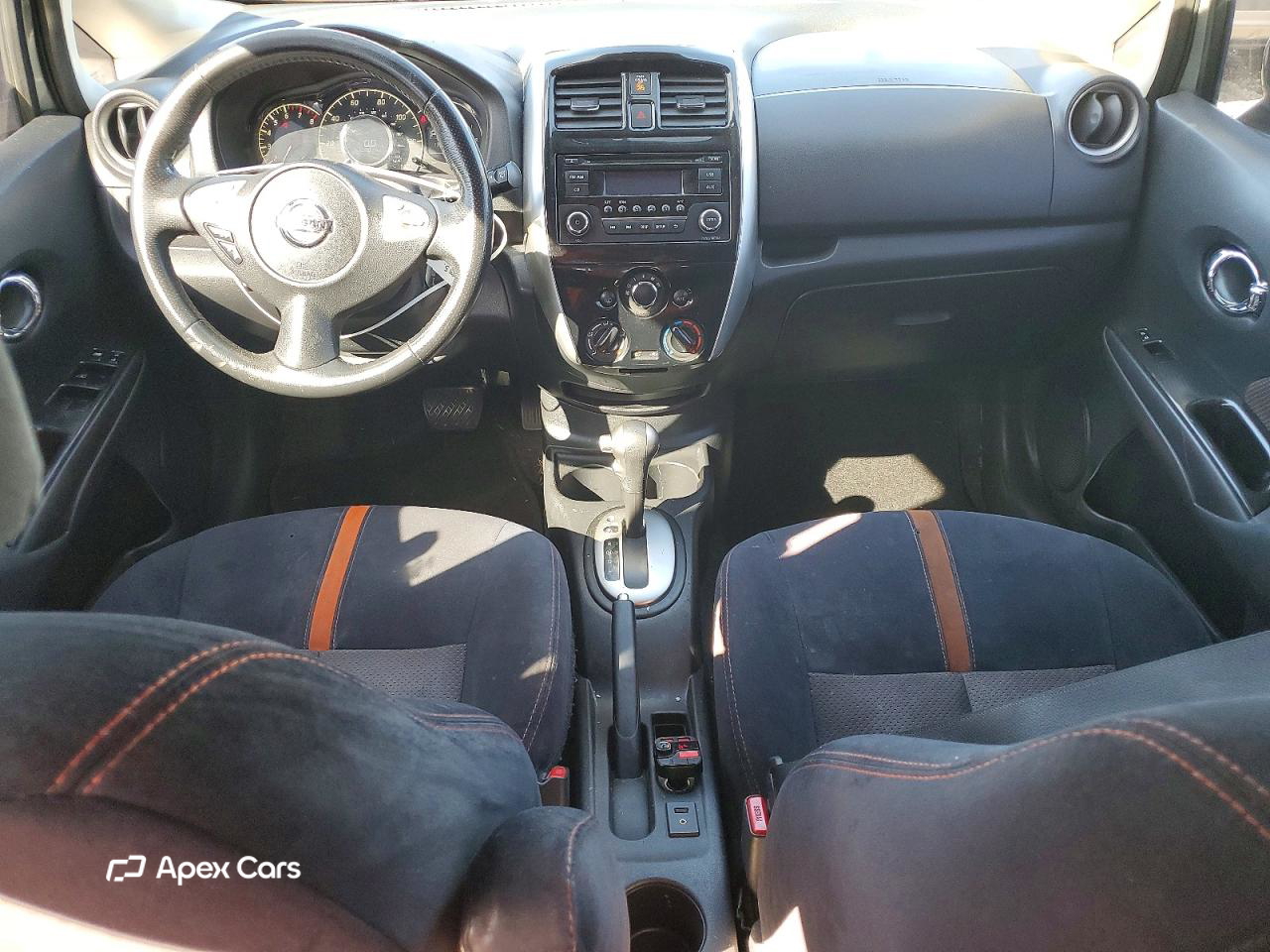 Nissan Versa 2015