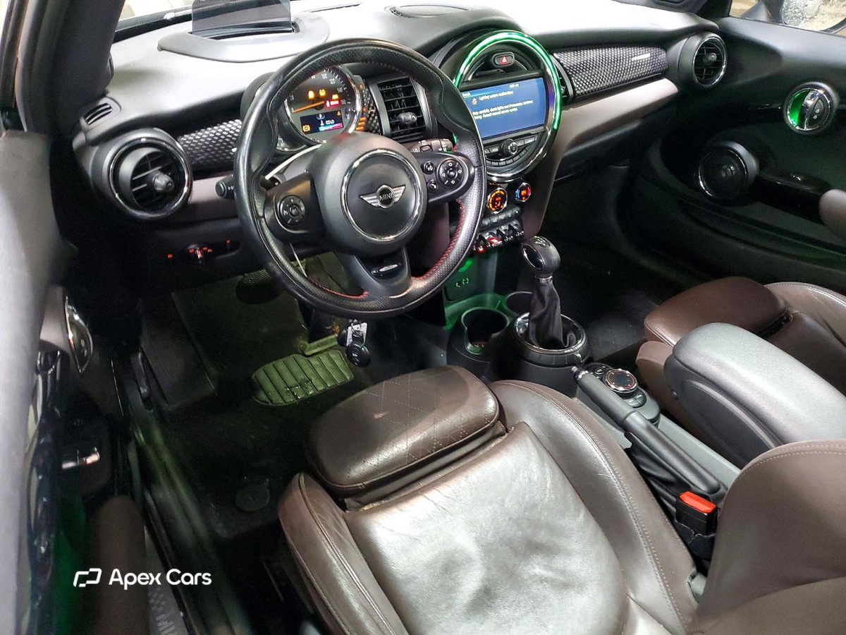 MINI Cooper 2015