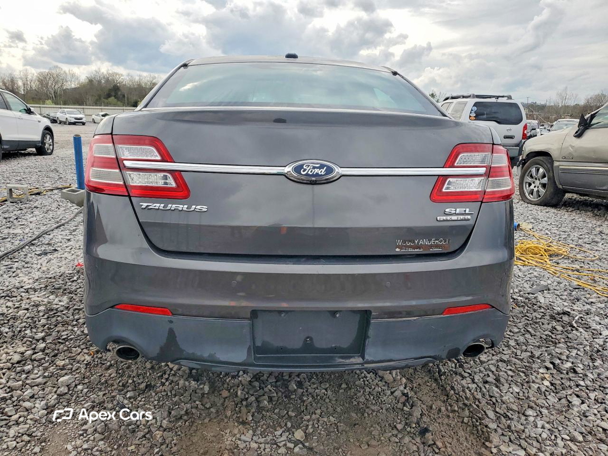 Ford Taurus 2017
