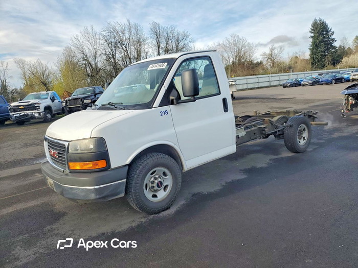 2015 GMC Savana - Image 1 of 5