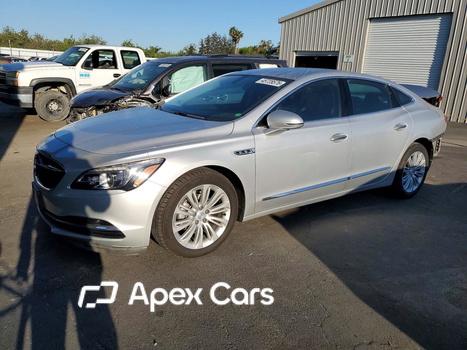 Buick LaCrosse 2018 - Image 1 of 13