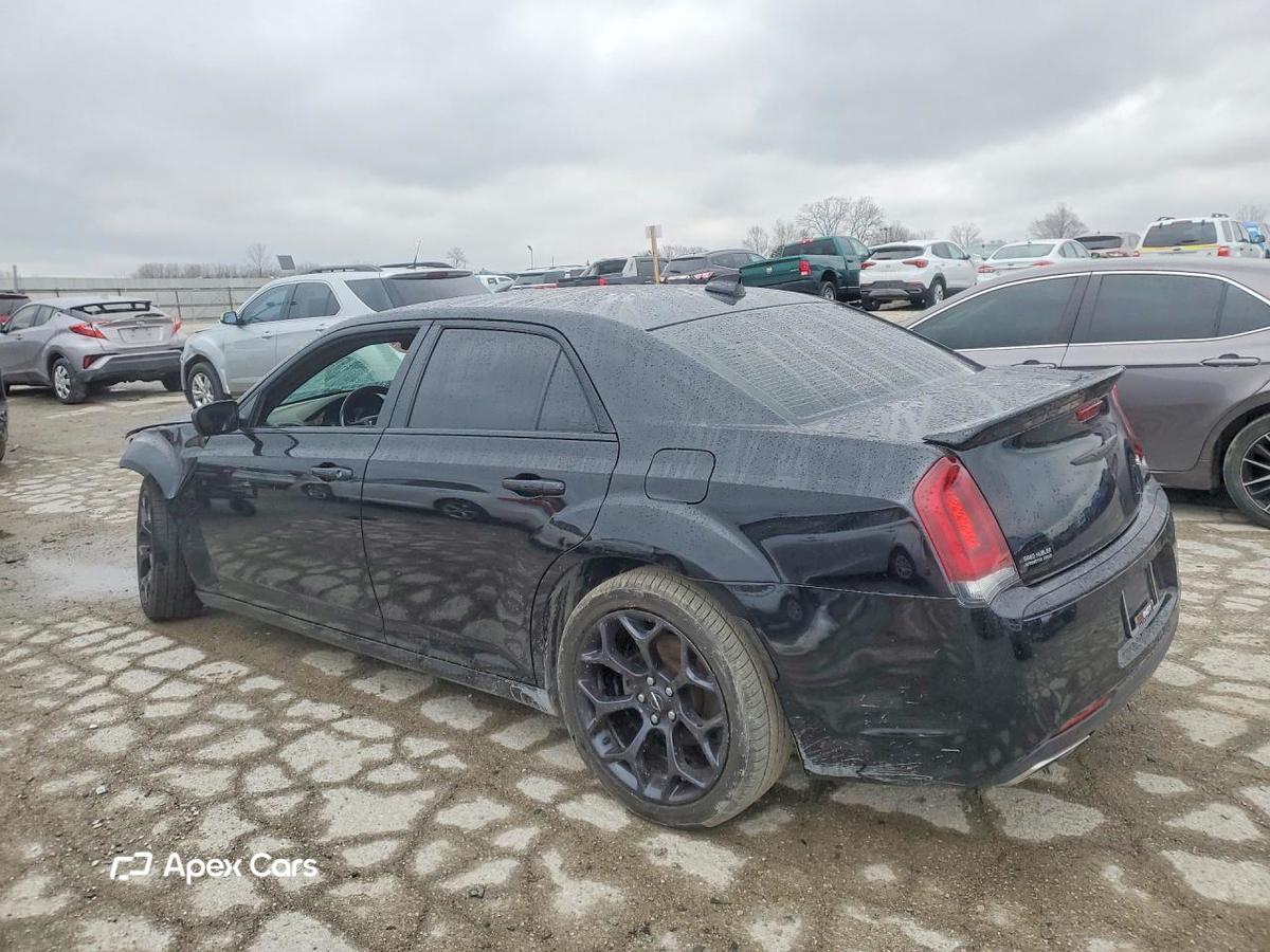 Chrysler 300 2019
