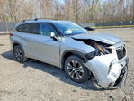 Toyota Highlander 2021