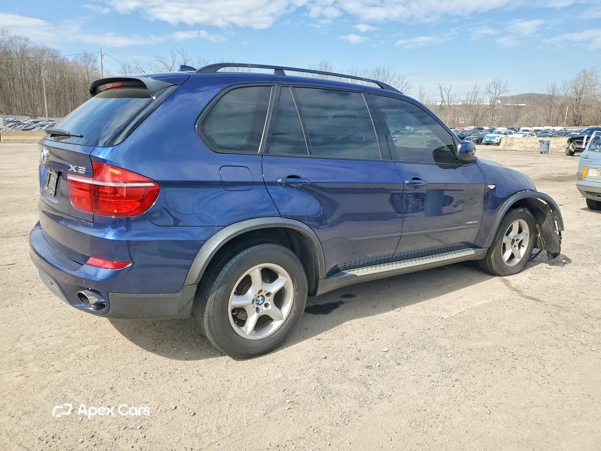 BMW X5 2011