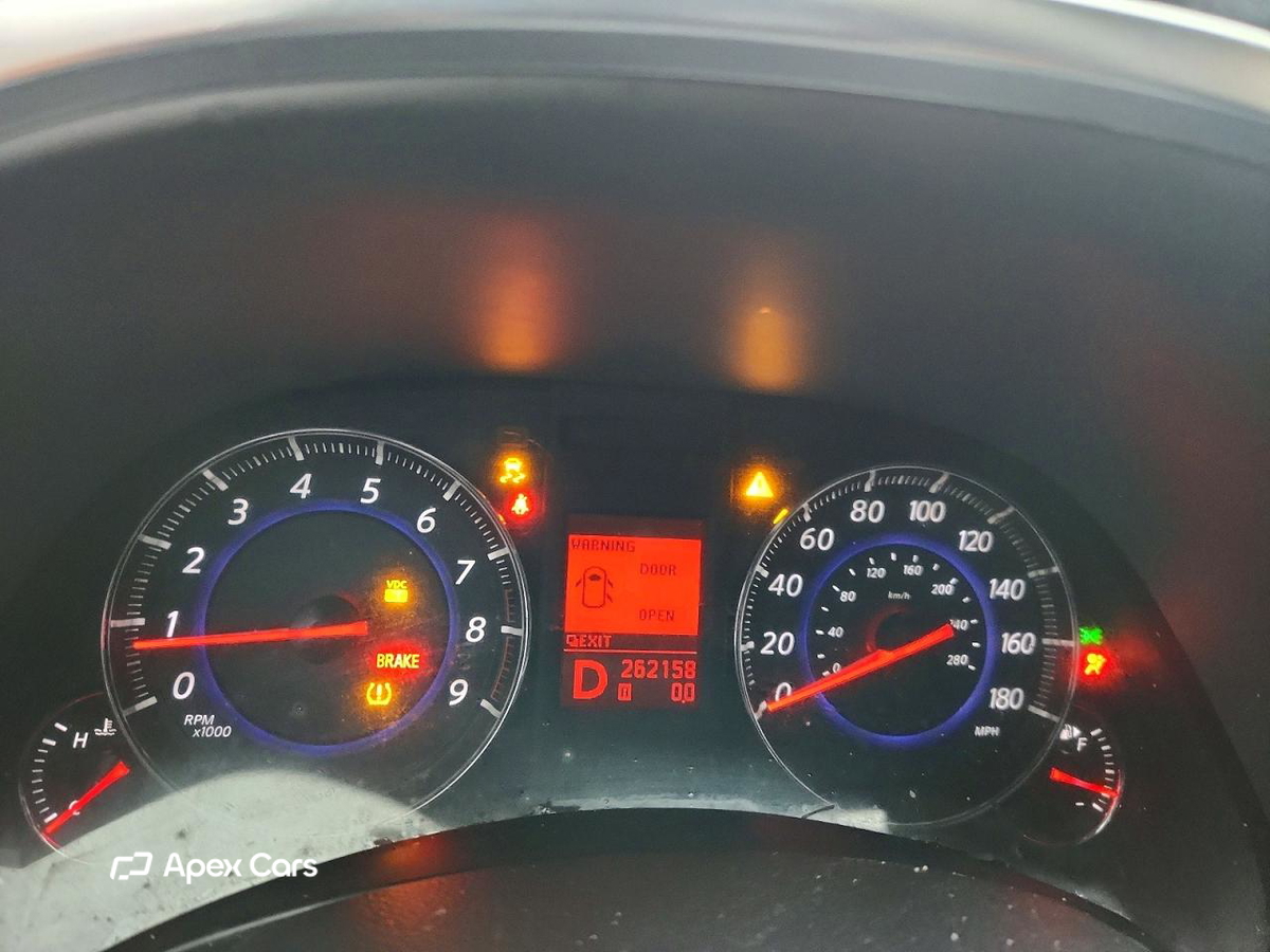 Infiniti FX 2011