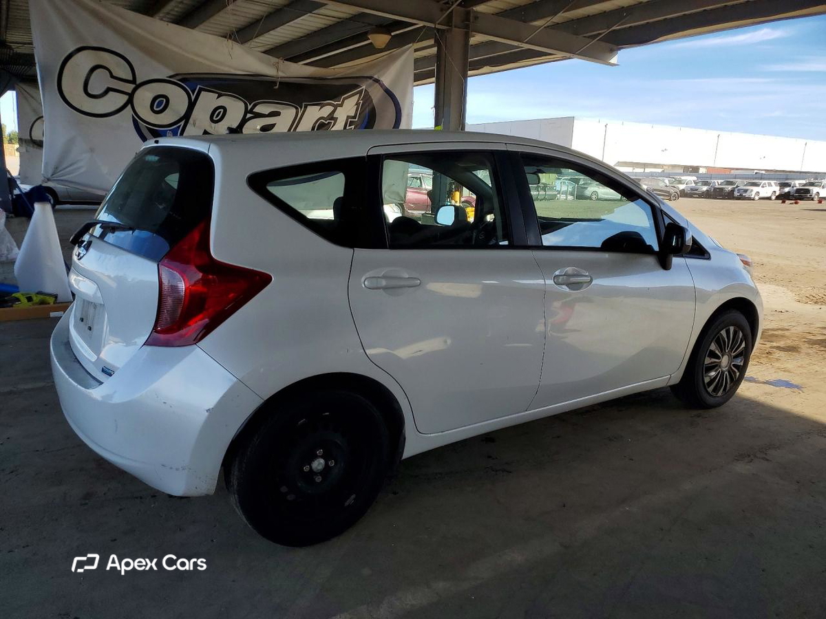Nissan Versa 2014