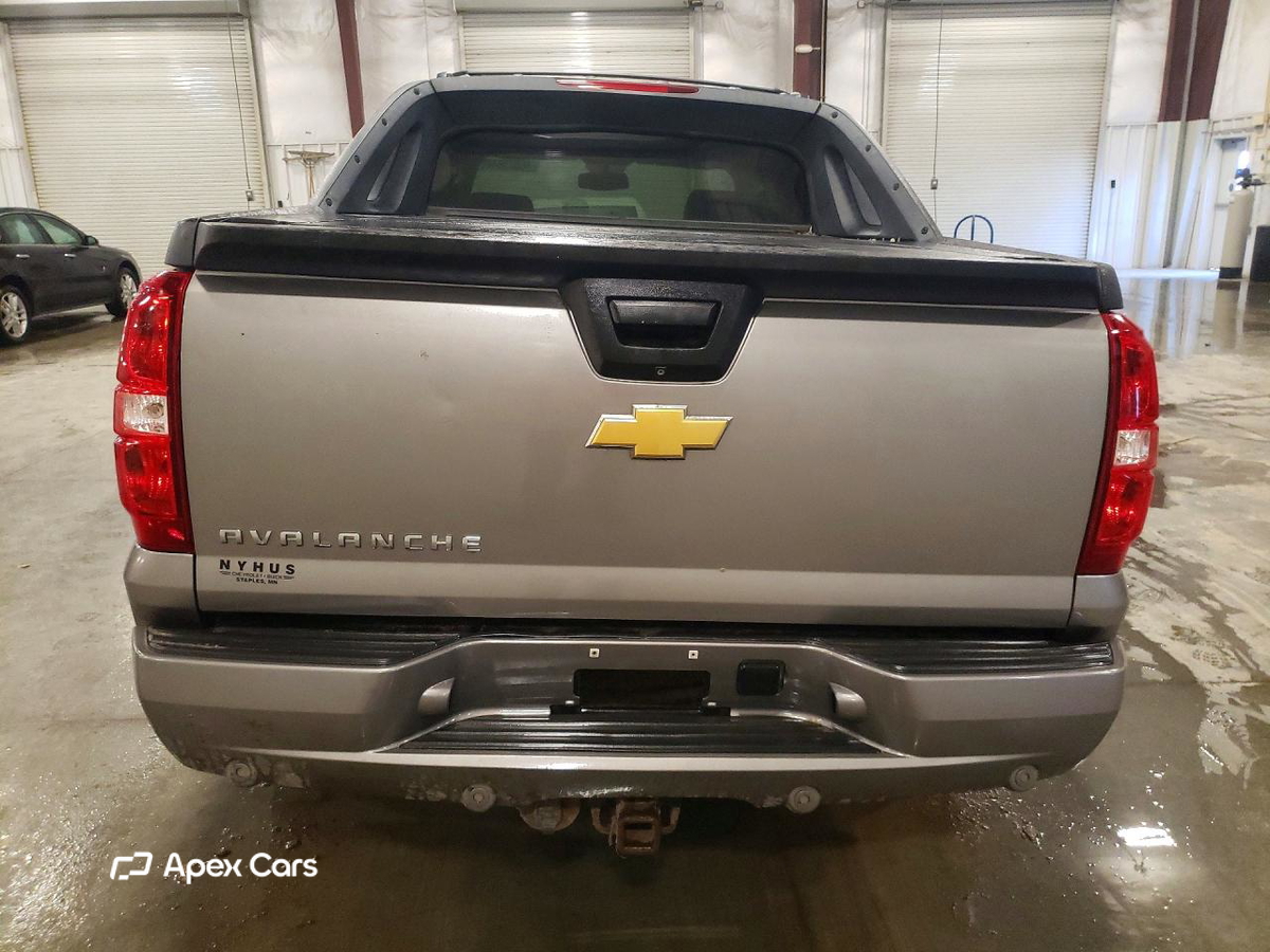 Chevrolet Avalanche 2012