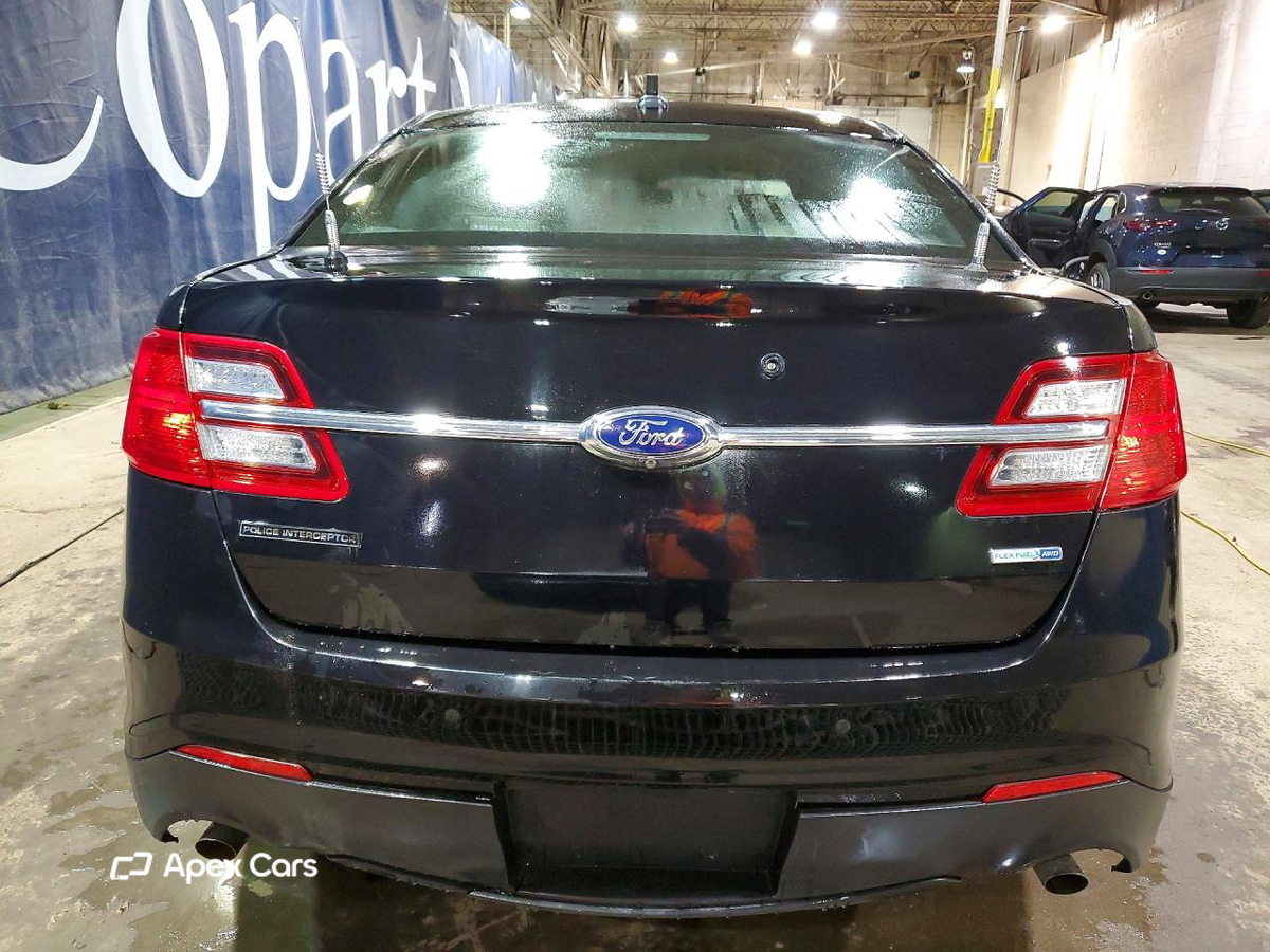 Ford Taurus 2015