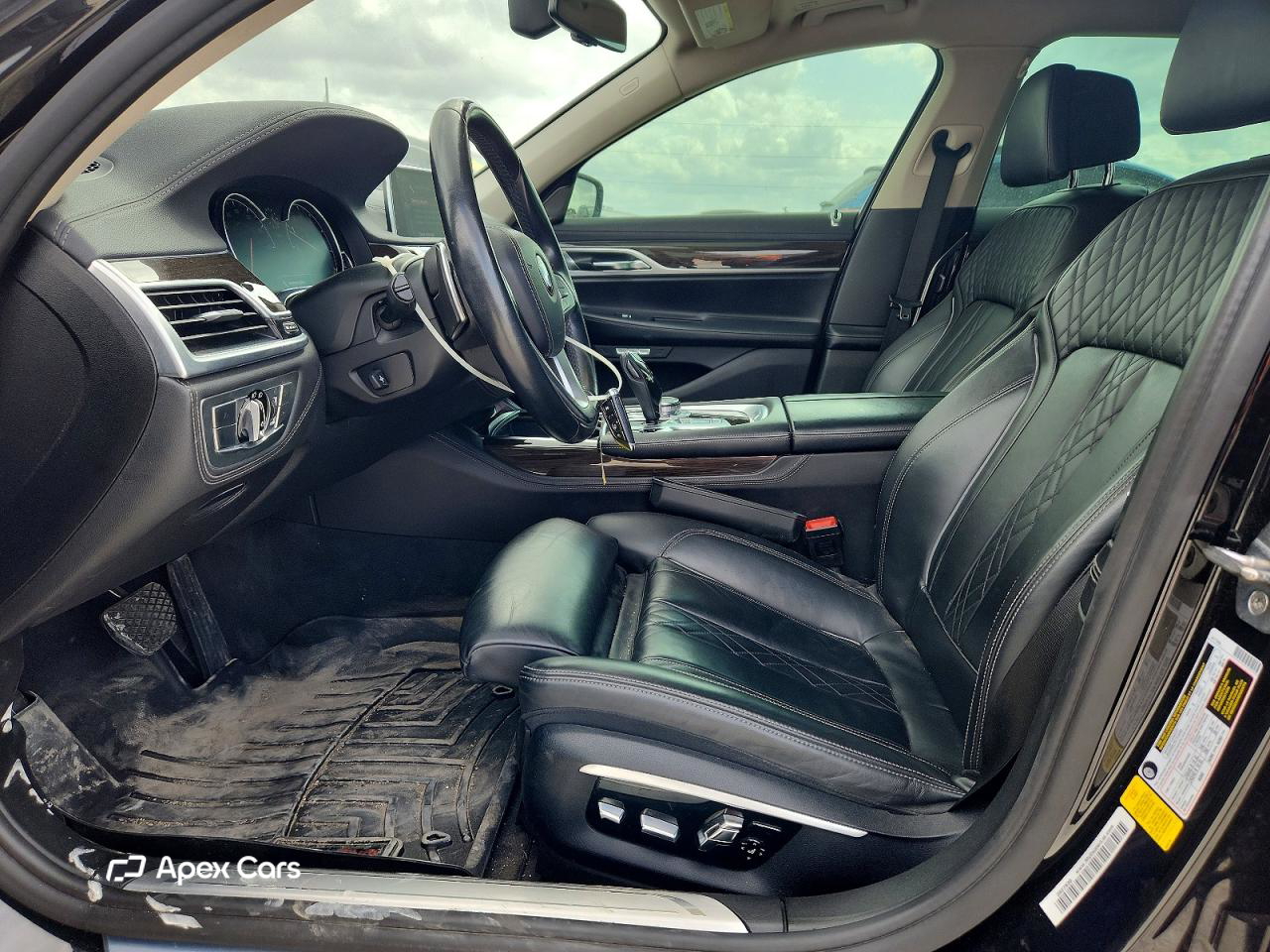 BMW Series 7 2016