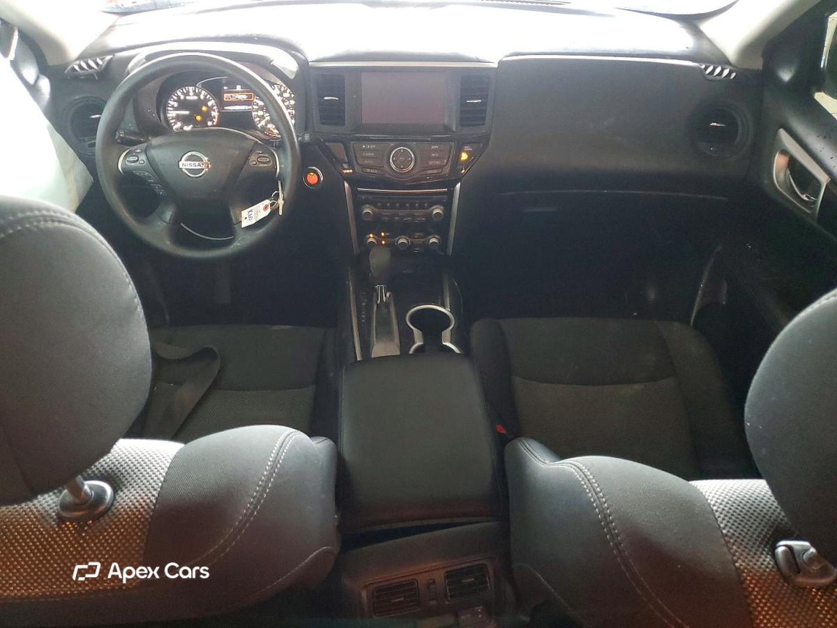Nissan Pathfinder 2018