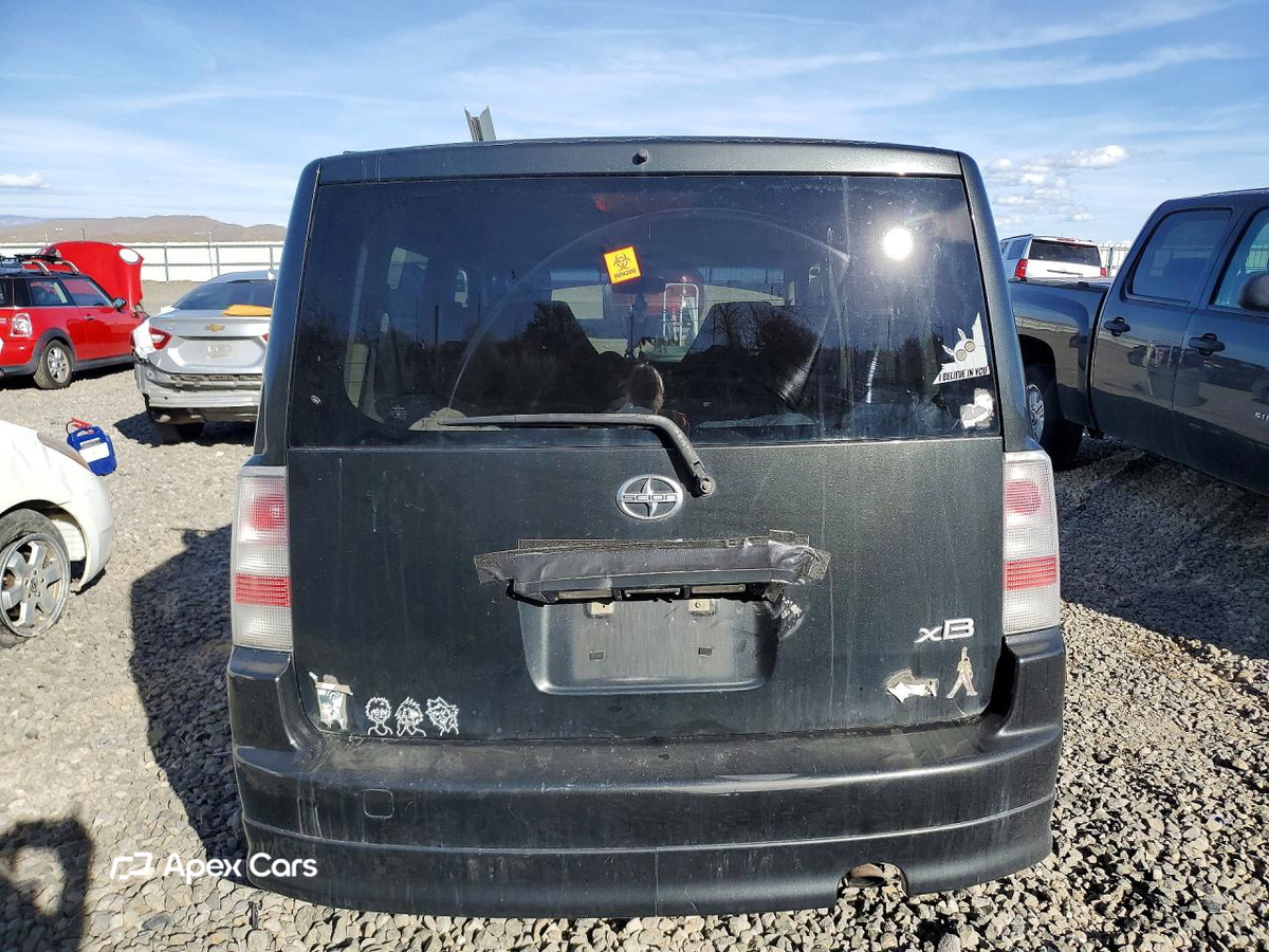 Scion xB 2006
