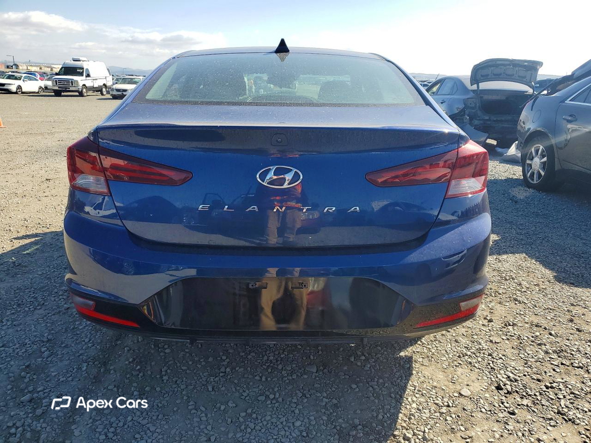 Hyundai Elantra 2020