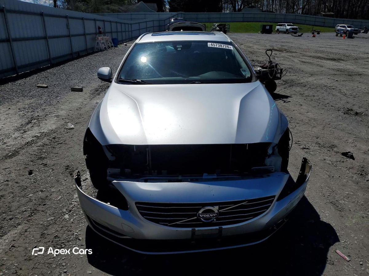 Volvo V60 2016