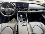 Toyota Highlander 2025