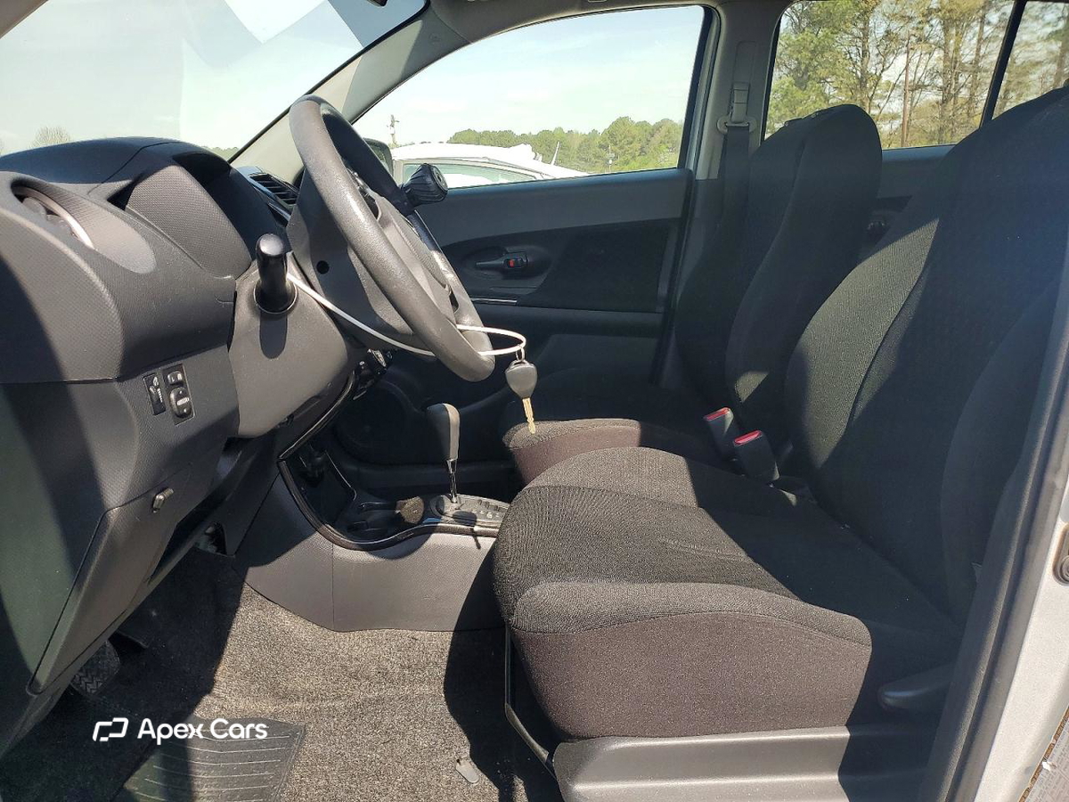 Scion xD 2008