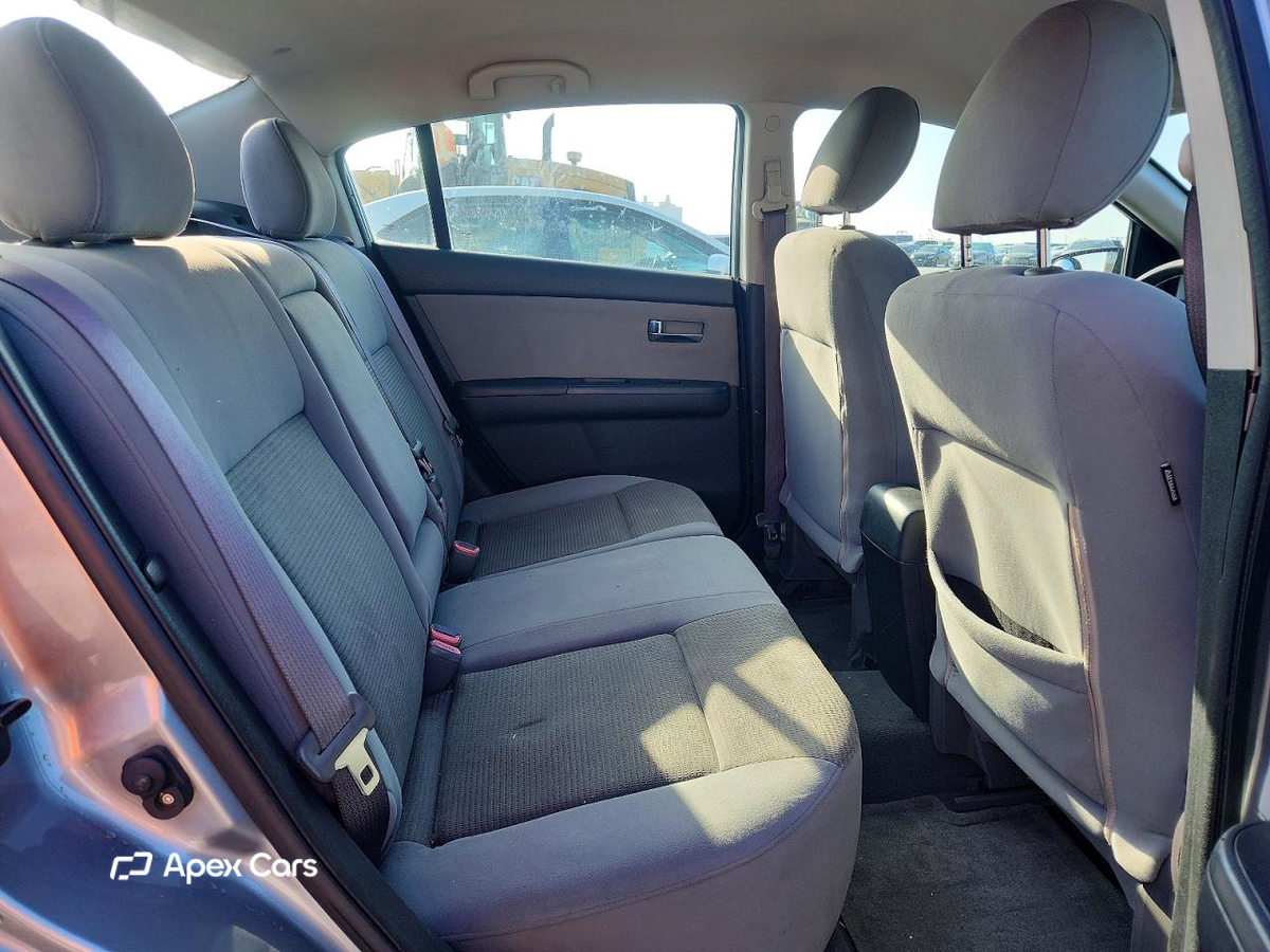 Nissan Sentra 2012