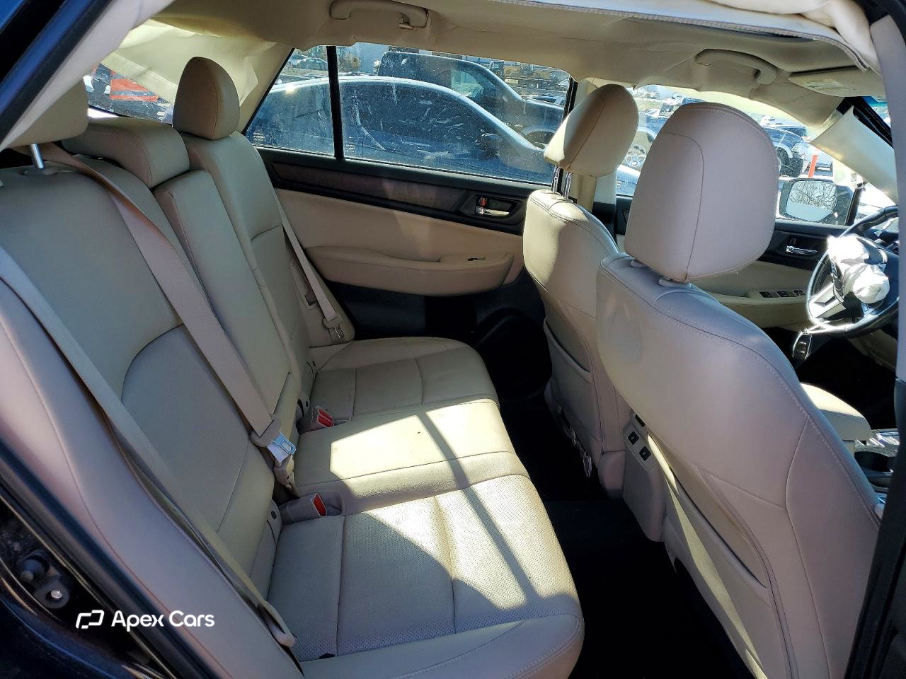 Subaru Outback 2016
