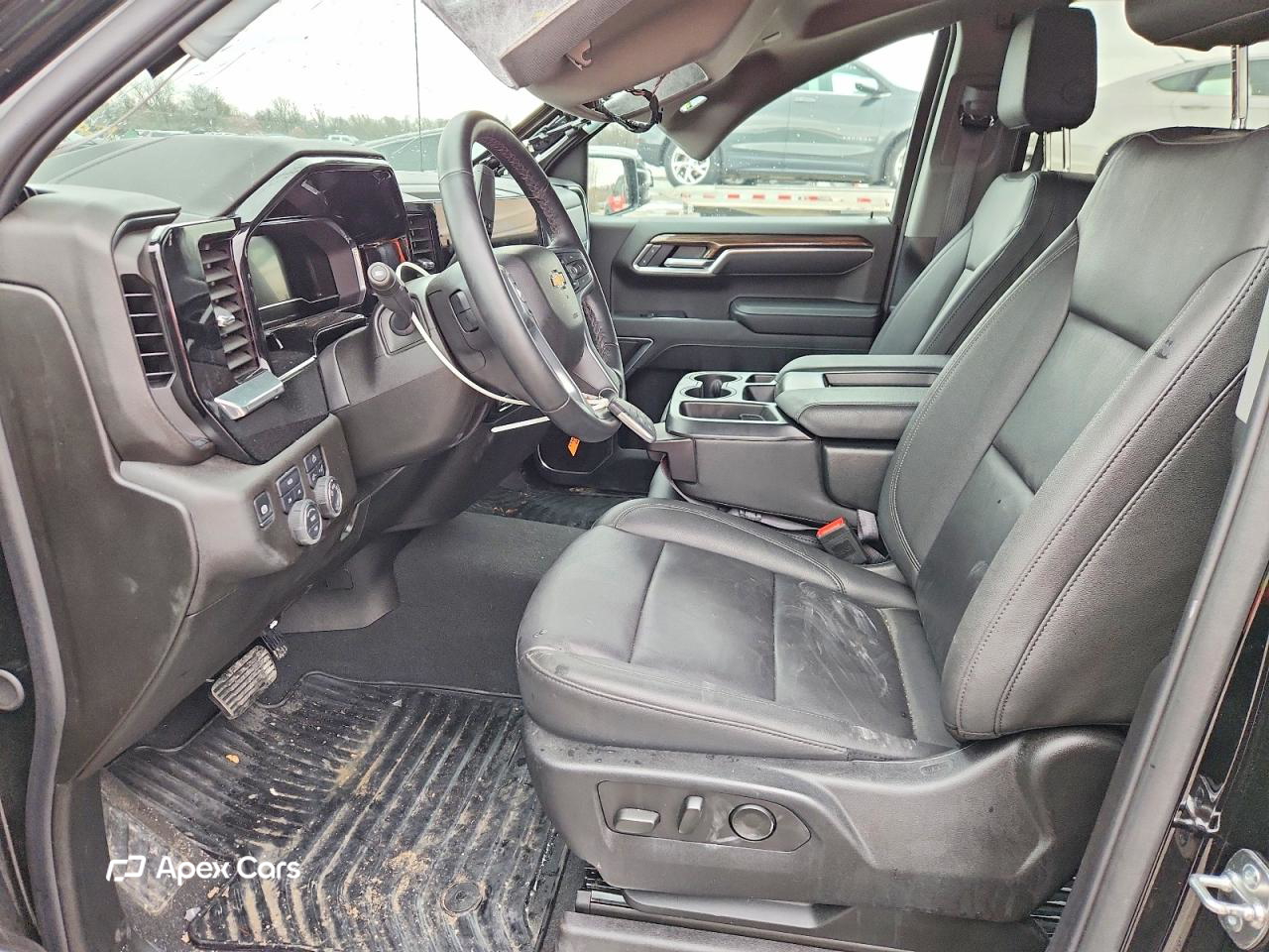 Chevrolet Silverado 2025