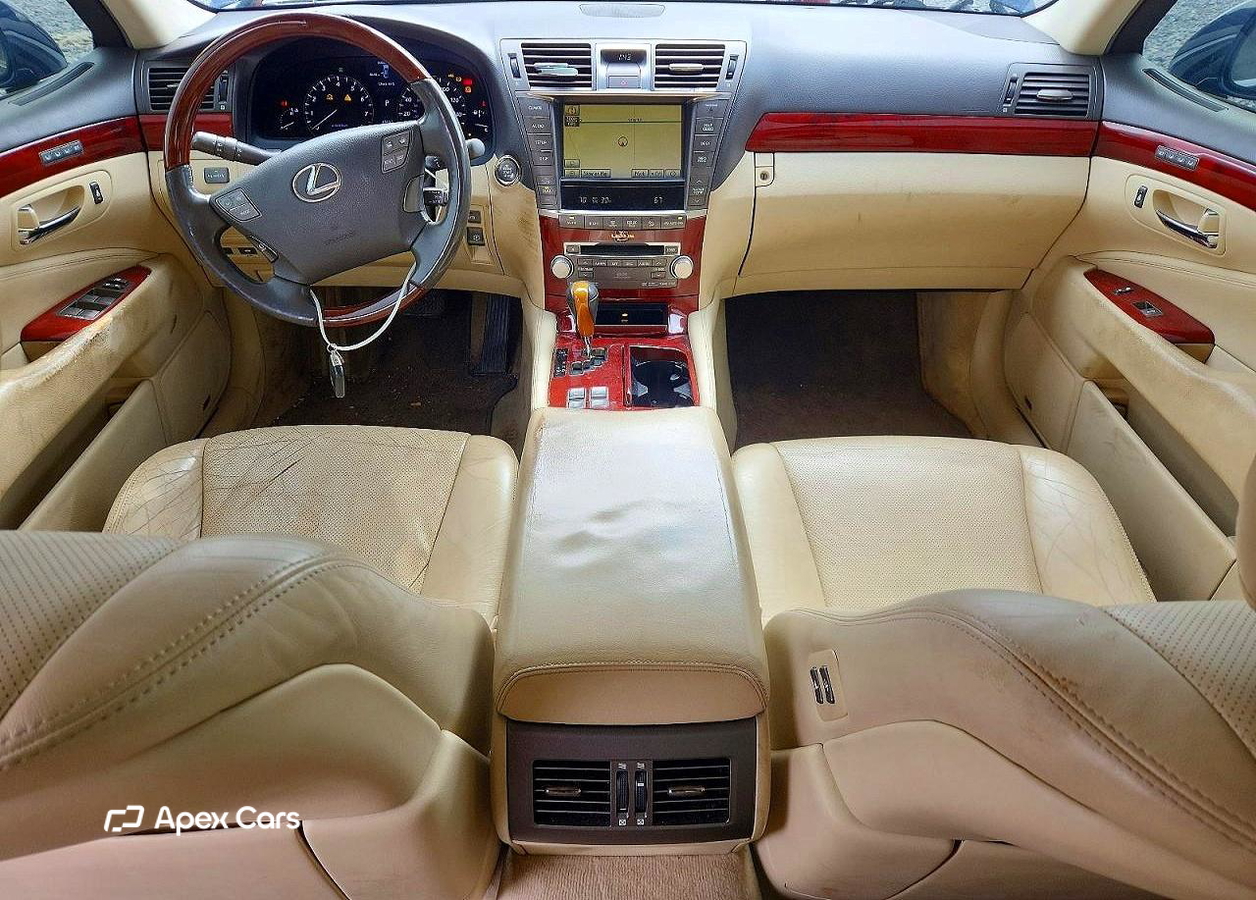 Lexus LS 2010