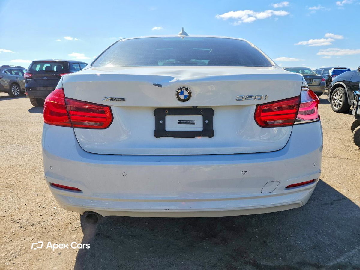 BMW Series 3 2016
