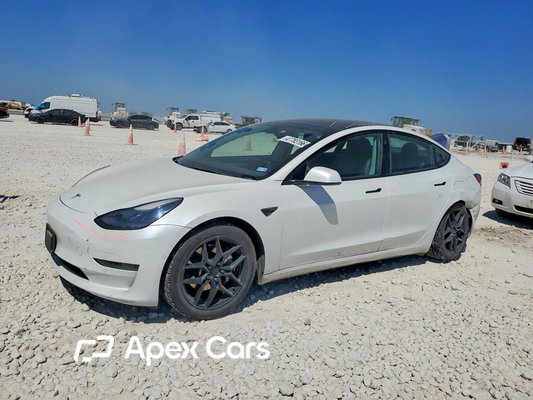 Tesla Model 3 2021 - Image 1 of 12