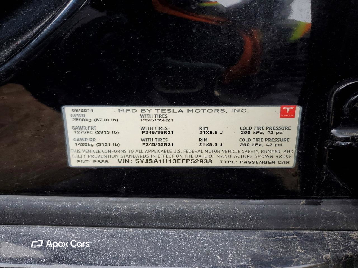 Tesla Model S 2014