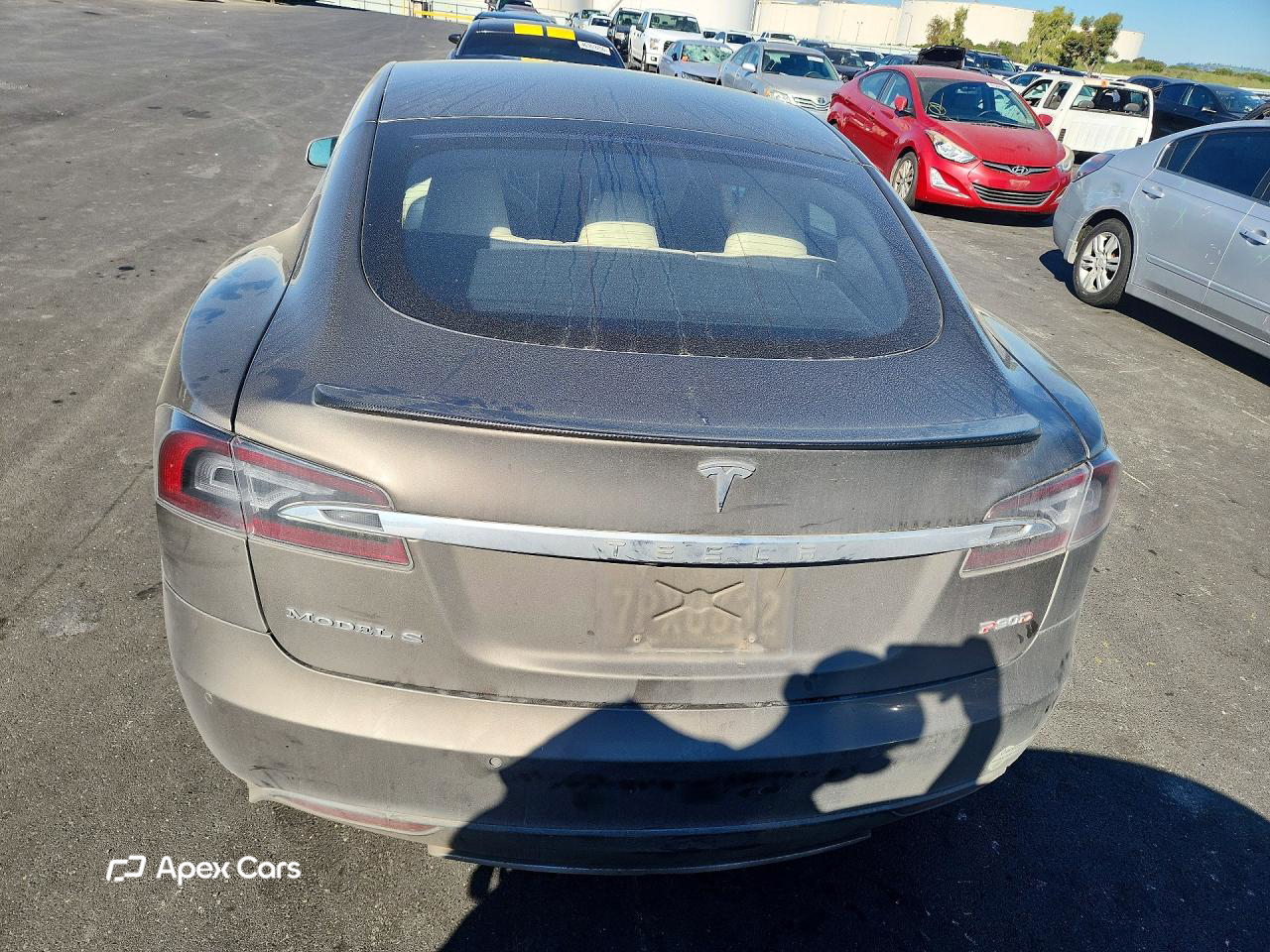 Tesla Model S 2015