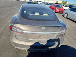 Tesla Model S 2015
