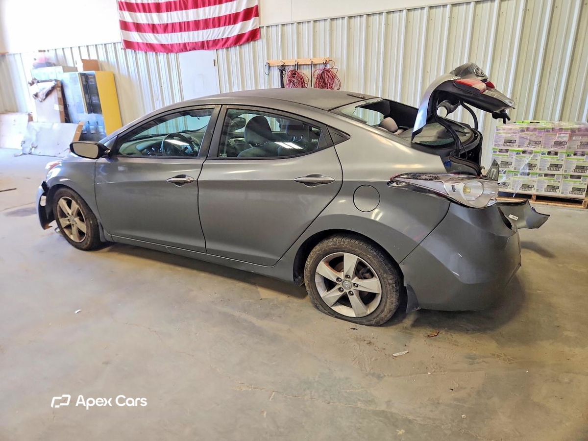 Hyundai Elantra 2013