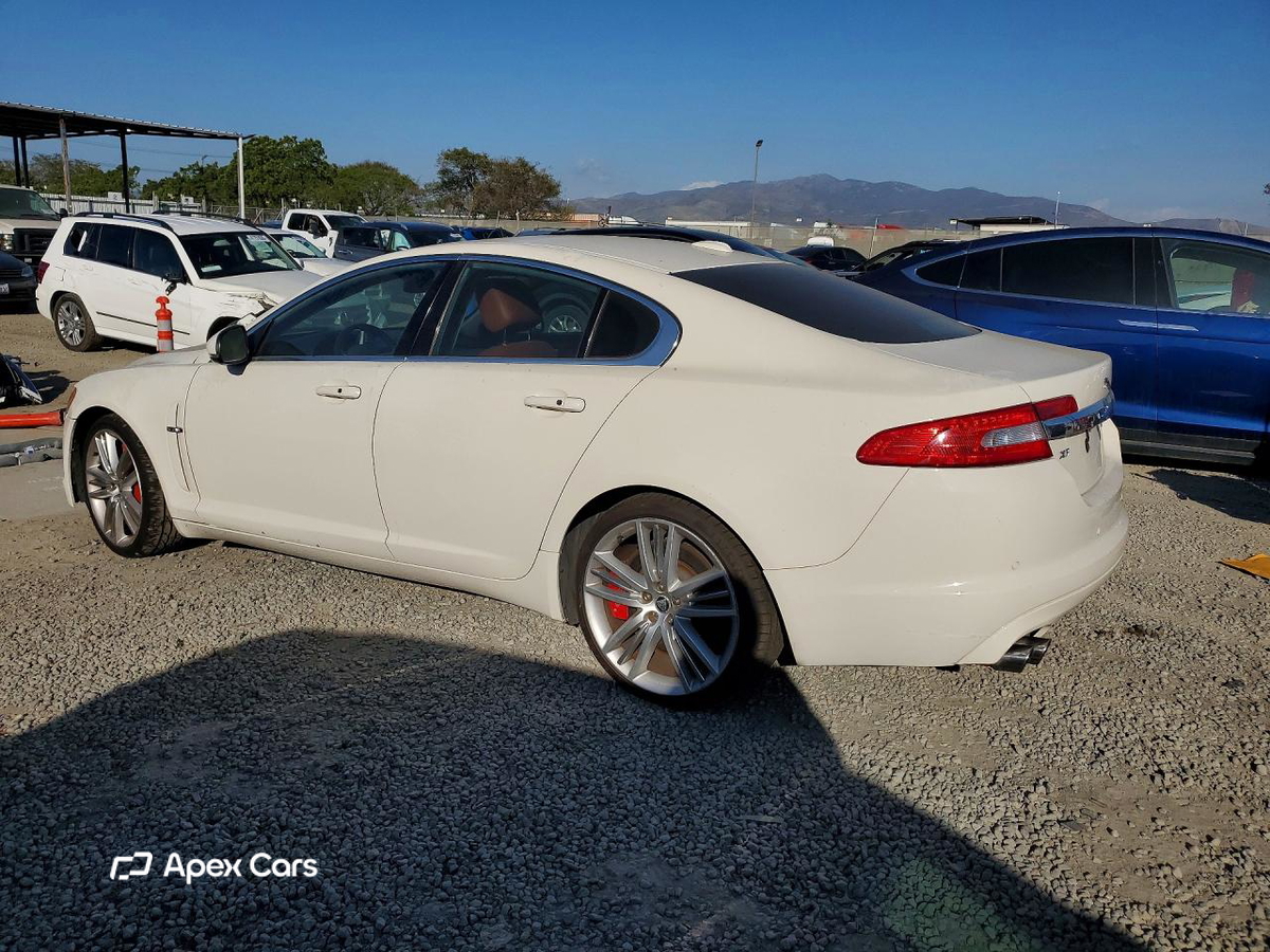 Jaguar XF 2010