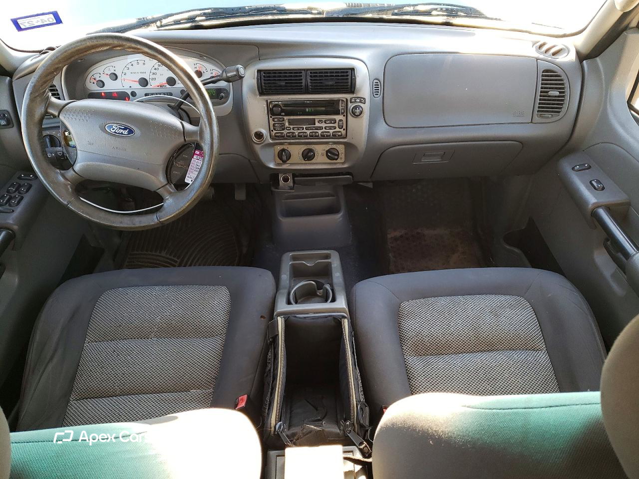 Ford Explorer 2004