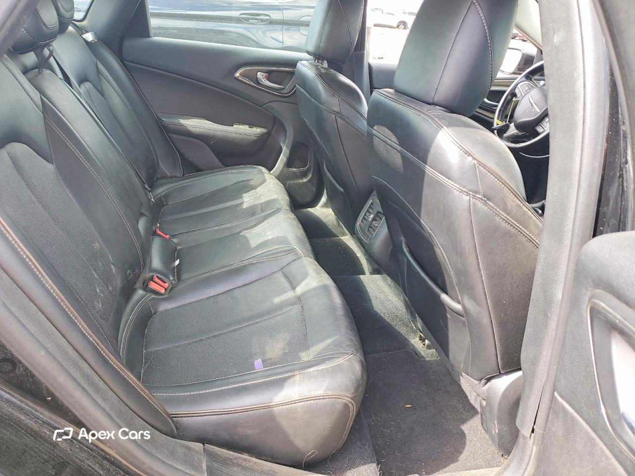 Chrysler 200 2015