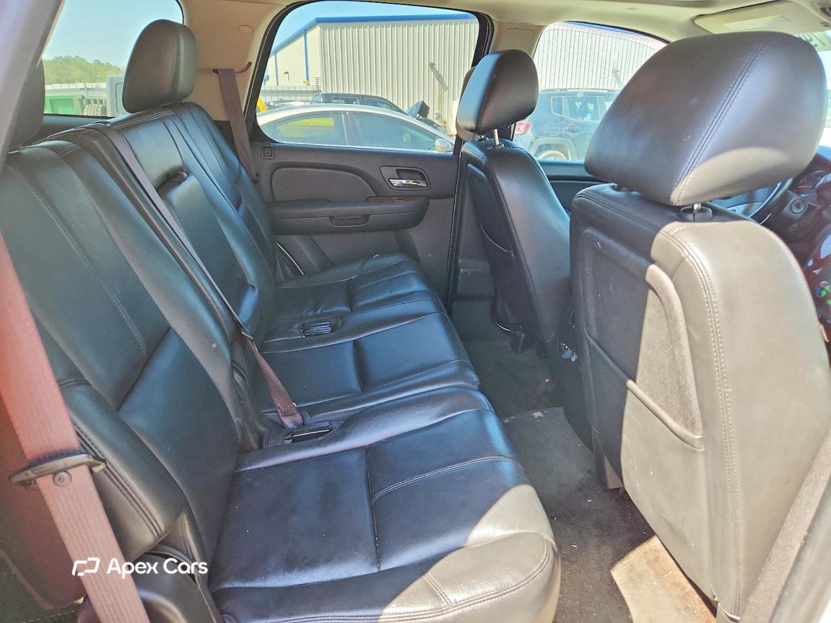 Chevrolet Tahoe 2013