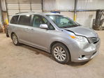 Toyota Sienna 2012